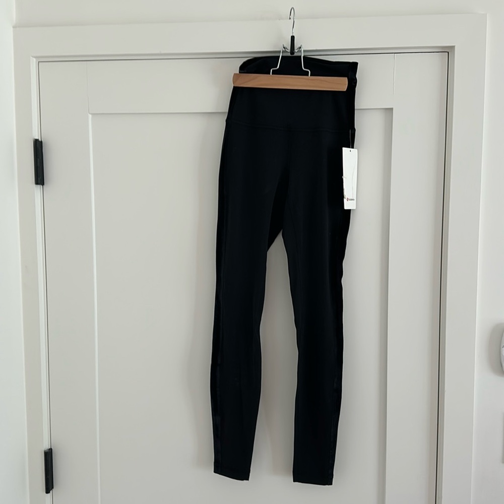 NWT Lululemon Align SHR Pant 28” Velvet Leggings, Black, Size 4